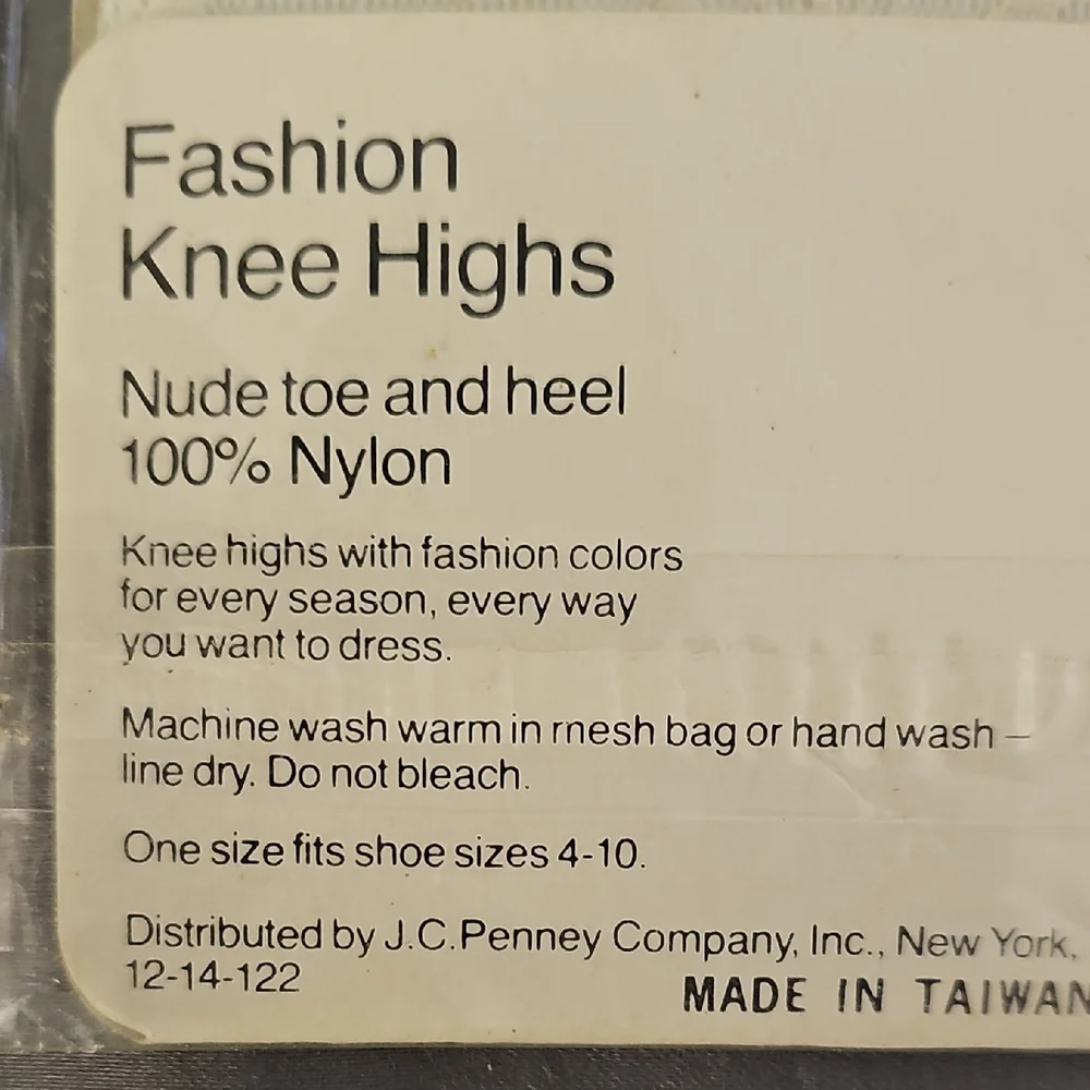 3 Pairs NWT Vintage JCPenney White Fashion Floral Knee Highs - Picture 2 of 4